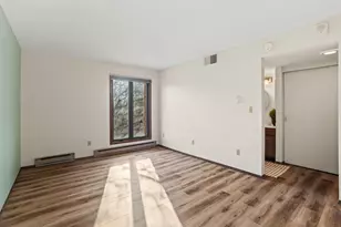 1818 E Shorewood Blvd, Shorewood, WI 53211 - Photo 14