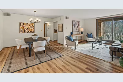 1818 E Shorewood Blvd #207, Shorewood, WI 53211 - Photo 1