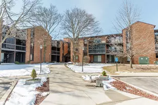 4215 N 100th St, Milwaukee, WI 53222 - Photo 2