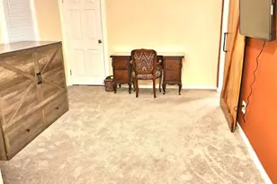 2853 S Ellen St, Milwaukee, WI 53207 - Photo 22