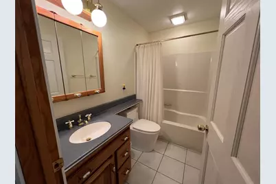 7225  Mariner Dr #5, Racine, WI 53406 - Photo 12