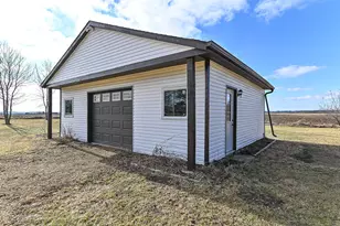 N6267 County Rd P, Richmond, WI 53115 - Photo 32