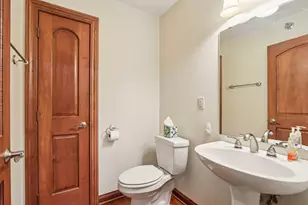 4041 S Fohr Dr, New Berlin, WI 53151 - Photo 32