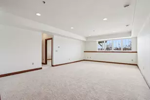 4041 S Fohr Dr, New Berlin, WI 53151 - Photo 6