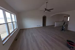 1313 Peony Pl, Fort Atkinson, WI 53538 - Photo 6