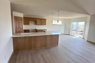 1313 Peony Pl, Fort Atkinson, WI 53538 - Photo 10