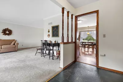 S42W34366  Griffith Ln, Ottawa, WI 53118 - Photo 2