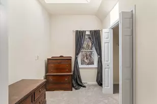 1751 N Franklin Pl, Milwaukee, WI 53202 - Photo 18