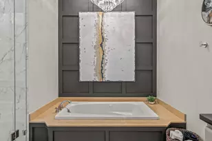 21905 W North Ave, Brookfield, WI 53045 - Photo 18