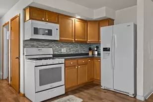 815 Buchholz St, Two Rivers, WI 54241 - Photo 6