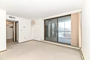 4215 N 100th St, Milwaukee, WI 53222 - Photo 14