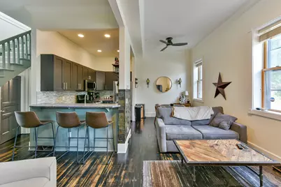 2150 N Palmer St #2, Milwaukee, WI 53212 - Photo 1