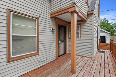 3252 N 40th St, Milwaukee, WI 53216 - Photo 8