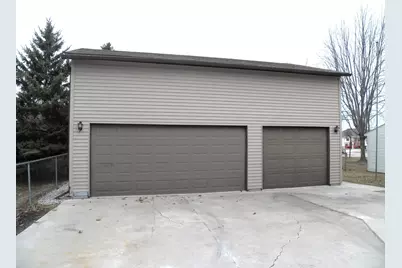 3606  Division St, Manitowoc, WI 54220 - Photo 6