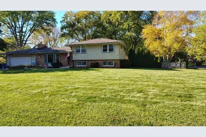 3465  Nassau Dr, Brookfield, WI 53045 - Photo 1