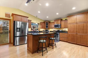 3465 Nassau Dr, Brookfield, WI 53045 - Photo 12