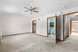 4225 W Grange Ave, Greenfield, WI 53221 - Photo 14