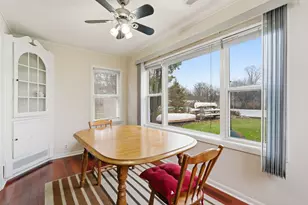 2736 Nagawicka Ave, Delafield, WI 53018 - Photo 10