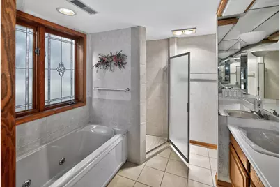 2415  Walnut Grove Ct #B, Brookfield, WI 53005 - Photo 26