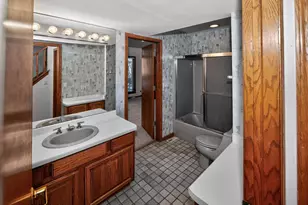 2415 Walnut Grove Ct, Brookfield, WI 53005 - Photo 30