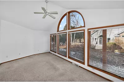 2415  Walnut Grove Ct #B, Brookfield, WI 53005 - Photo 6