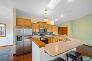 17795 W Jacob's Dr, New Berlin, WI 53146 - Photo 10