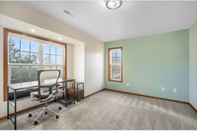 17795 W Jacobs Dr, New Berlin, WI 53146 - Photo 18