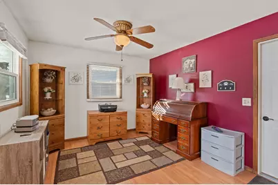 806  Memorial Dr, Kewaskum, WI 53040 - Photo 8