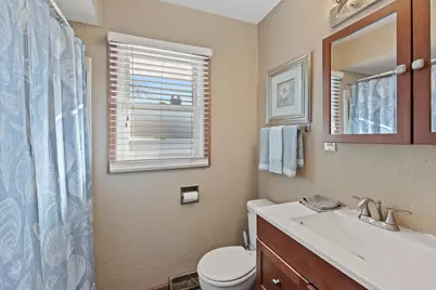 806  Memorial Dr, Kewaskum, WI 53040 - Photo 14