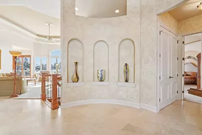 1701 E Bristlecone Dr, Hartland, WI 53029 - Photo 20