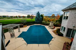 1701 E Bristlecone Dr, Hartland, WI 53029 - Photo 16