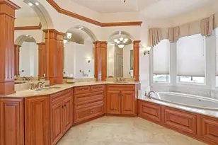 1701 E Bristlecone Dr, Hartland, WI 53029 - Photo 48