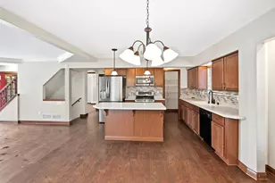 9304 W Mount Zion Dr, Milwaukee, WI 53224 - Photo 4