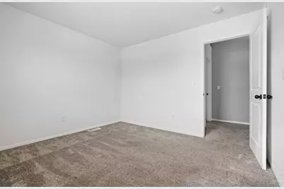 9304 W Mt Zion Dr, Milwaukee, WI 53224 - Photo 28