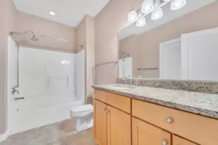 141 Main St, Racine, WI 53403 - Photo 14