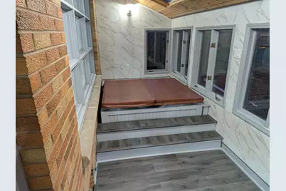 5817 N 91st St, Milwaukee, WI 53225 - Photo 6