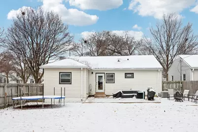 433 W Martin Ln, Milwaukee, WI 53207 - Photo 22