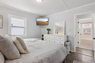 433 W Martin Ln, Milwaukee, WI 53207 - Photo 14