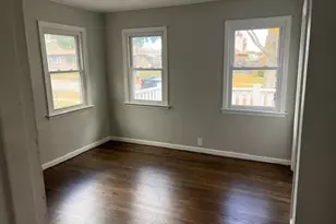 6119 N Spencer Pl, Milwaukee, WI 53218 - Photo 6
