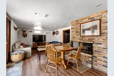 2440  Victoria Dr, Manitowoc Rapids, WI 54220 - Photo 16