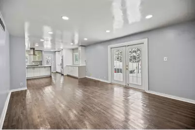 2003 S Valley Spring Dr, New Berlin, WI 53151 - Photo 12