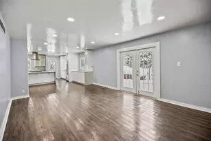 2003 S Valley Spring Dr, New Berlin, WI 53151 - Photo 12