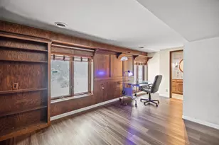 2003 S Valley Spring Dr, New Berlin, WI 53151 - Photo 20