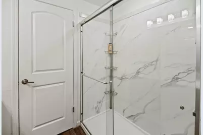 2003 S Valley Spring Dr, New Berlin, WI 53151 - Photo 30