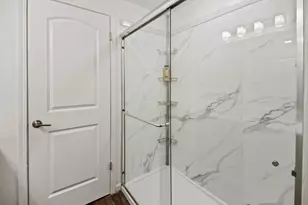 2003 S Valley Spring Dr, New Berlin, WI 53151 - Photo 30