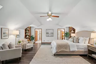 2003 S Valley Spring Dr, New Berlin, WI 53151 - Photo 42