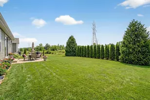 9594 S Sophia Ct, Franklin, WI 53132 - Photo 22