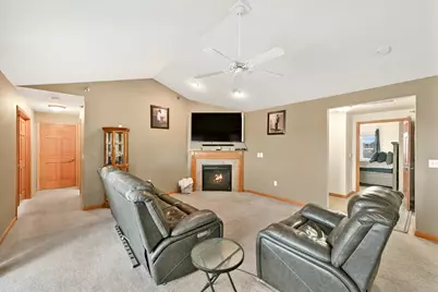 12248 W Virginia Cir #7, Franklin, WI 53132 - Photo 10