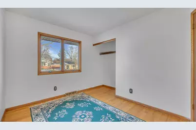 604  Robin St, West Bend, WI 53090 - Photo 18