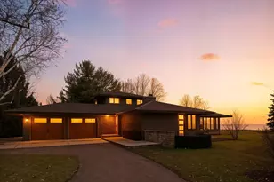 1859 Dynna Dr, Port Washington, WI 53024 - Photo 2